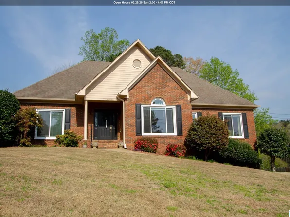 405 Still Oaks Cir, Trussville, AL 35173