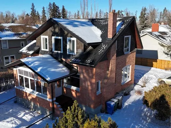 4736 S 56th St, Red Deer, AB T4N 2K3