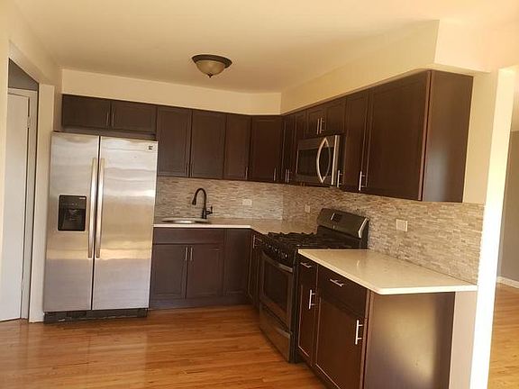 2nd image of 4258 W Lawrence Ave APT 1N