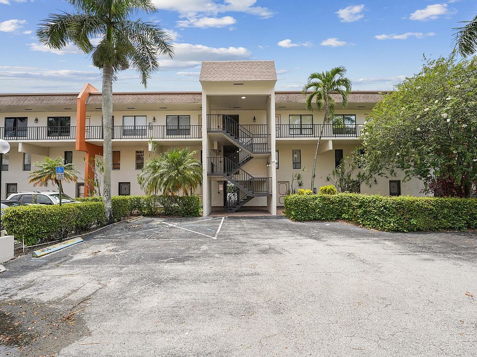 1100 Crystal Lake Dr APT 109, Pompano Beach, FL 33064 | Zillow