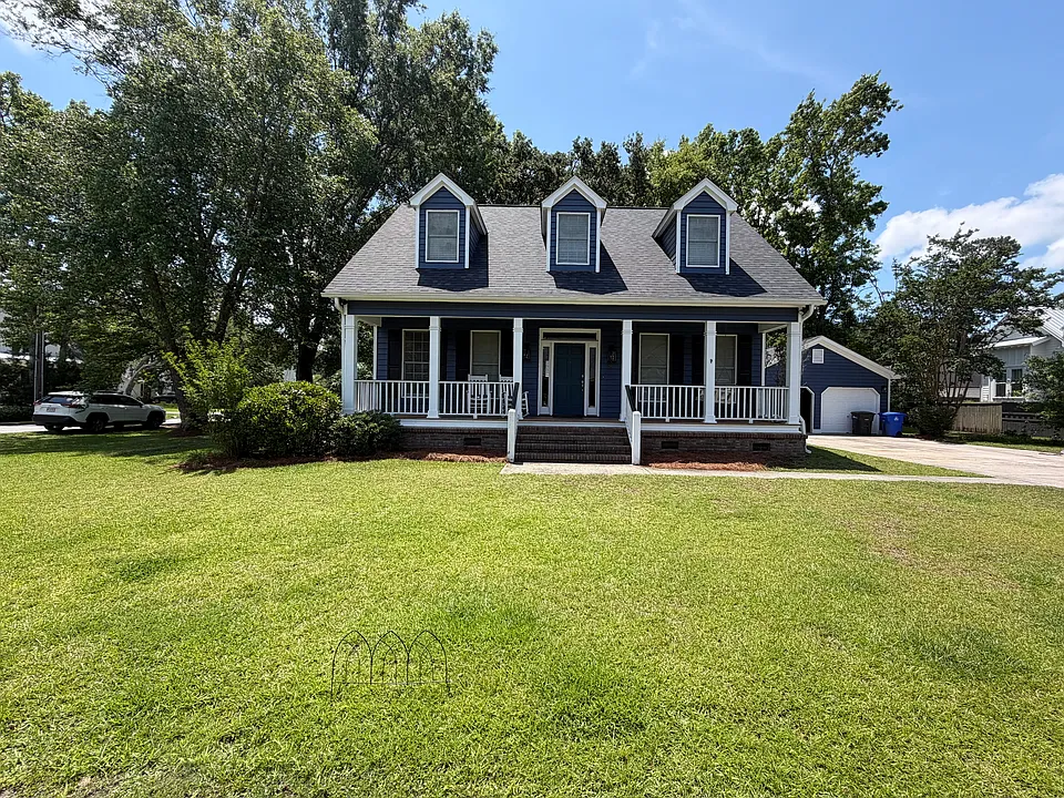 955 Pine Hollow Rd