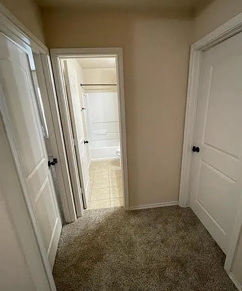 118 Creekside Villa Dr — Photo 17