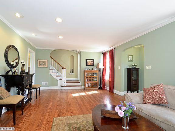 3rd image of 9343 Central Park Ave