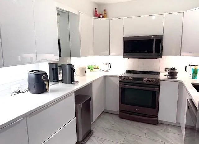 2870 Pharr Court South NW #NW-305-305 — Photo 3