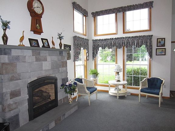 2nd image of 24 Plum Ct