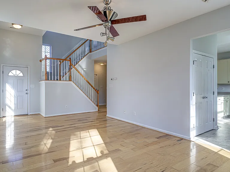 105 Otter Crest Way — Photo 8