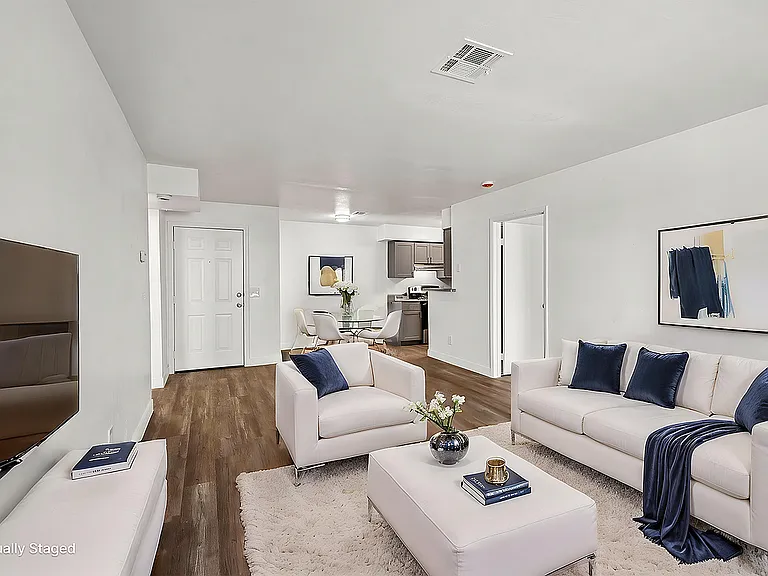 Wood Ridge Villas — Photo 6