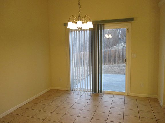 4th image of 2440 Fox Sparrow Ct
