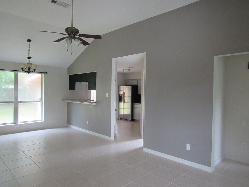1st image of 3106 Quail Run Dr