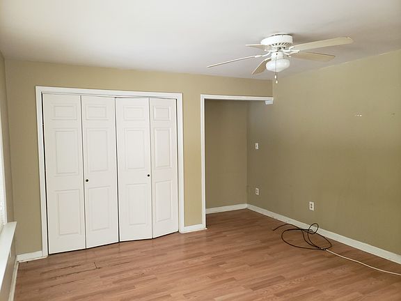 4th image of 1011 Blair St APT B