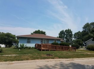 403 E Harlan St, Mount Pleasant, IA 52641