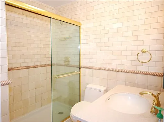 Rented by BSD Realty Worldwide Inc | media 22