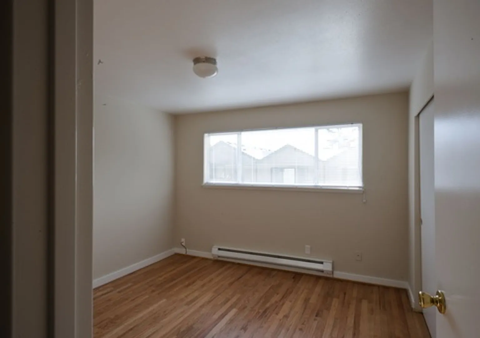 Highland Ten Apartments — Photo 4