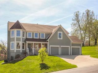 6017 Cottonwood Dr, Shawnee, KS 66216