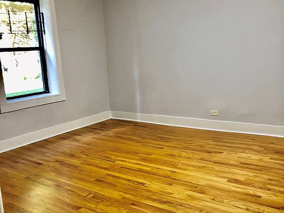 2nd image of 3161 N Hudson Ave #Bb