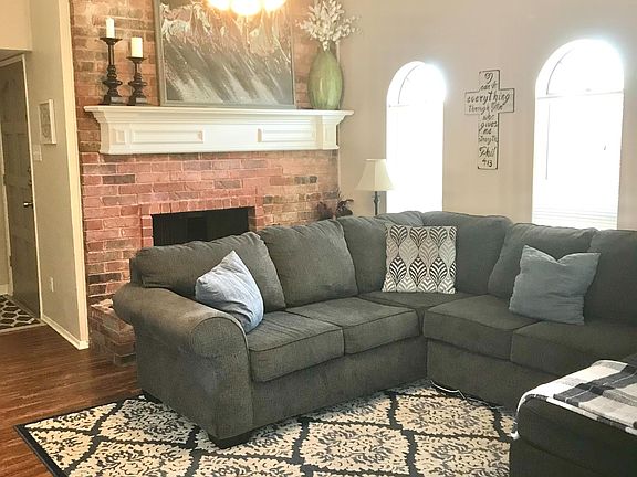 5th image of 5080 Roberts Dr