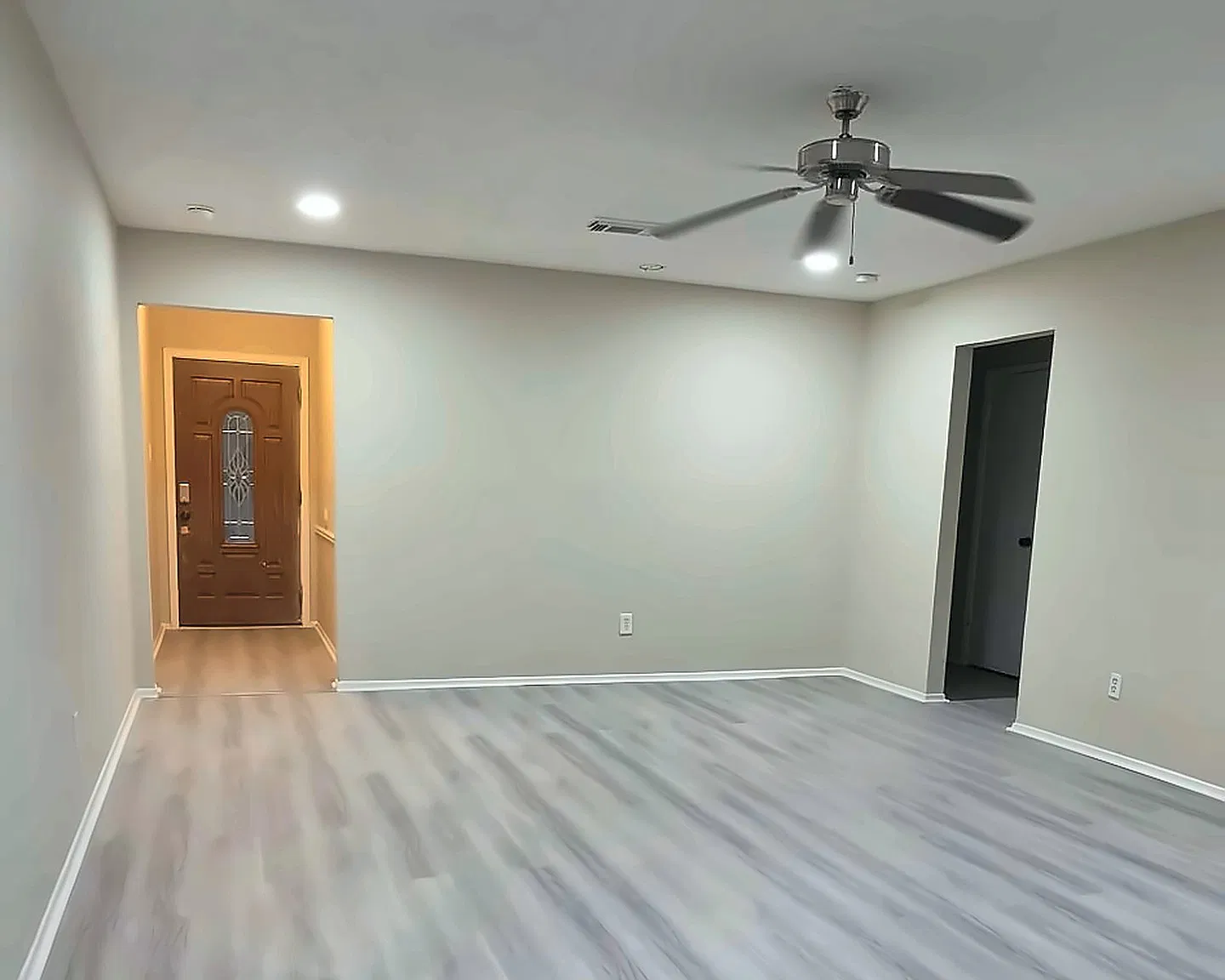 10143 Fernstone Ln — Photo 1