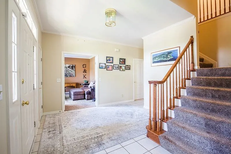 Building Photo - 6907 Keeneland Way