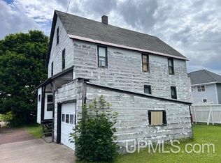 53 5th St, Laurium, MI 49913