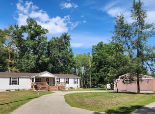 3560 Pine Tree Dr, Weidman, MI 48893