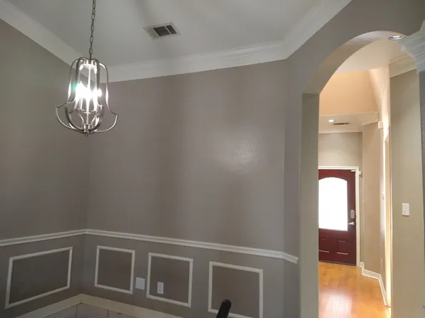 6434 Skyview Dr, Houston, TX 77041
