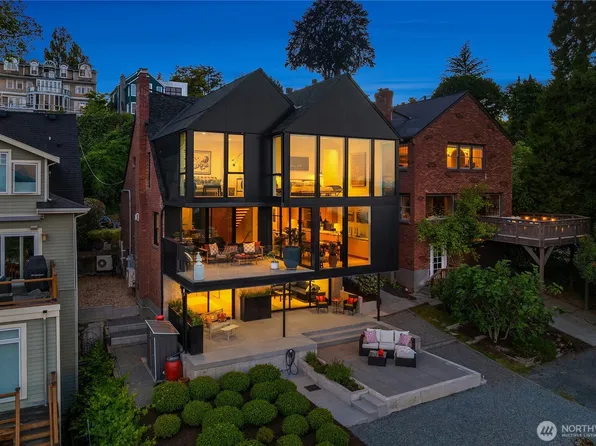 628 36th Avenue, Seattle, WA 98122