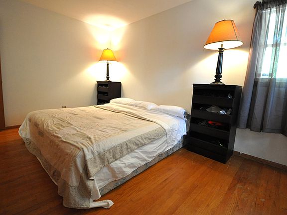 5th image of 6130 S Robert Ave