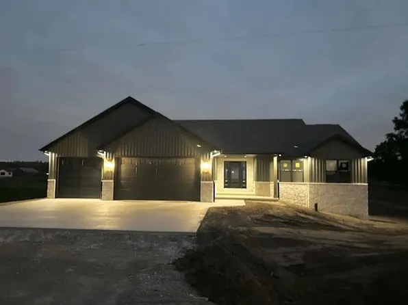 3771 Westpoint Rd, Green Bay, WI 54313