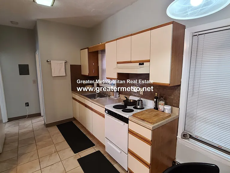 5 Charter St #4 — Photo 6