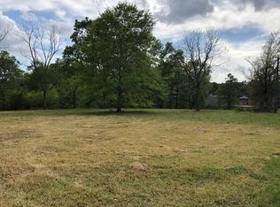 E Nelson St, Poplarville, MS 39470