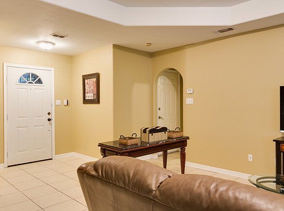 2nd image of 708 Diana Dr