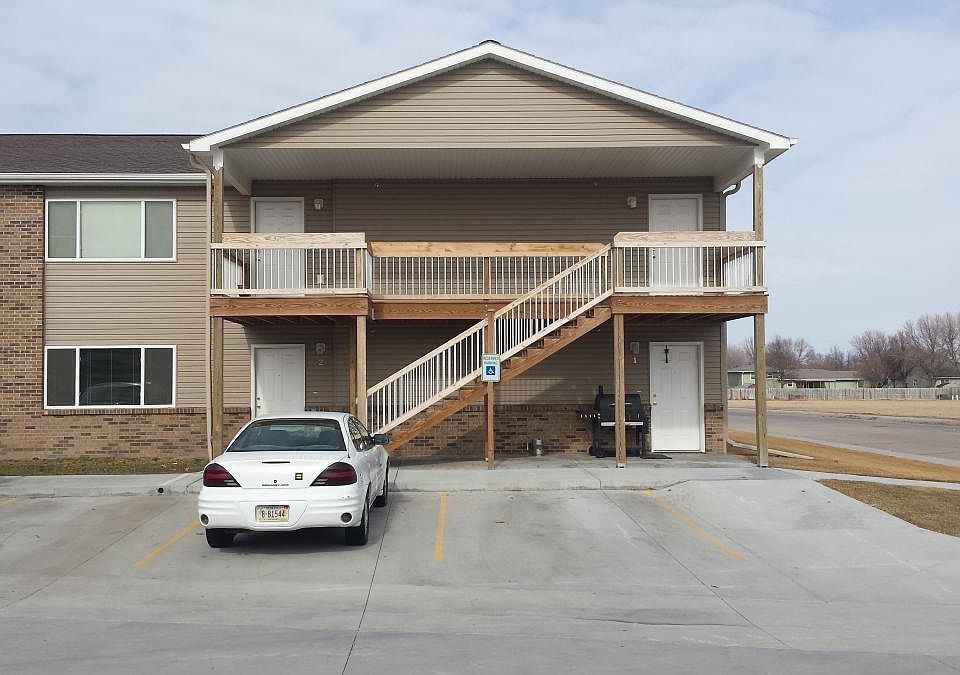 1st image of 706 Kennedy Dr APT 2
