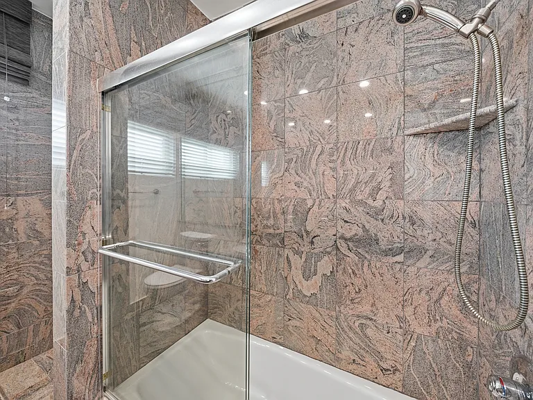 148 S Reeves Dr #8 — Photo 13