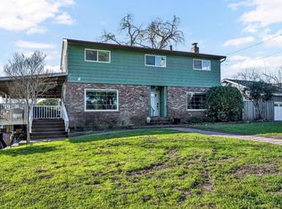 1801 Paradise Ln, Santa Rosa, CA 95401