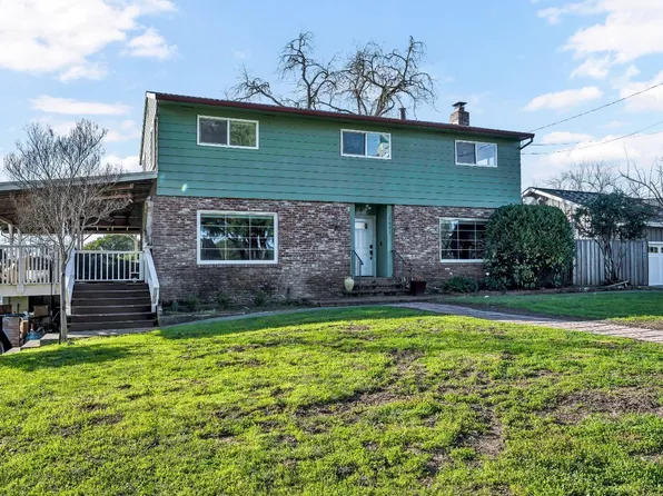 1801 Paradise Lane, Santa Rosa, CA 95401