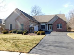 1004 Pamshire Downs Ct, Holland, OH 43528