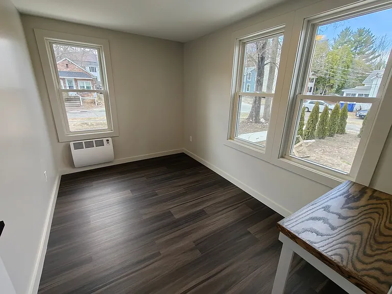 225 State St — Photo 13