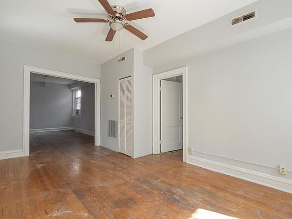 5th image of 2816 Monument Ave APT 9