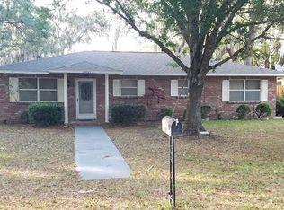 38025 9th Ave, Zephyrhills, FL 33542