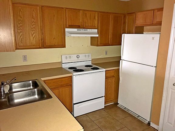 3rd image of 6523 Osprey Lake Cir