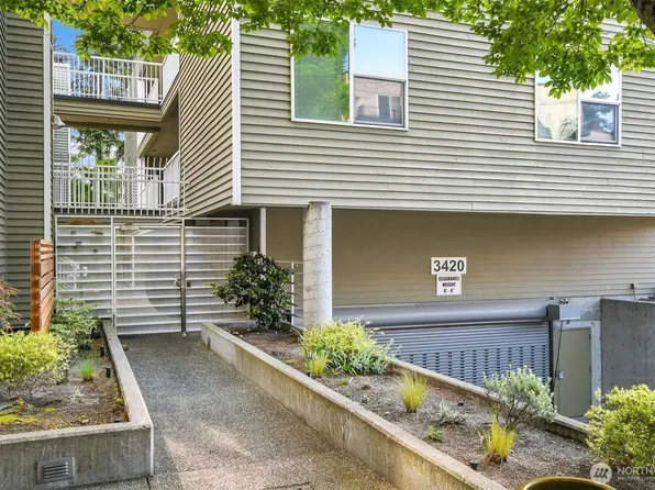 3420 Burke Avenue N #C107, Seattle, WA 98103