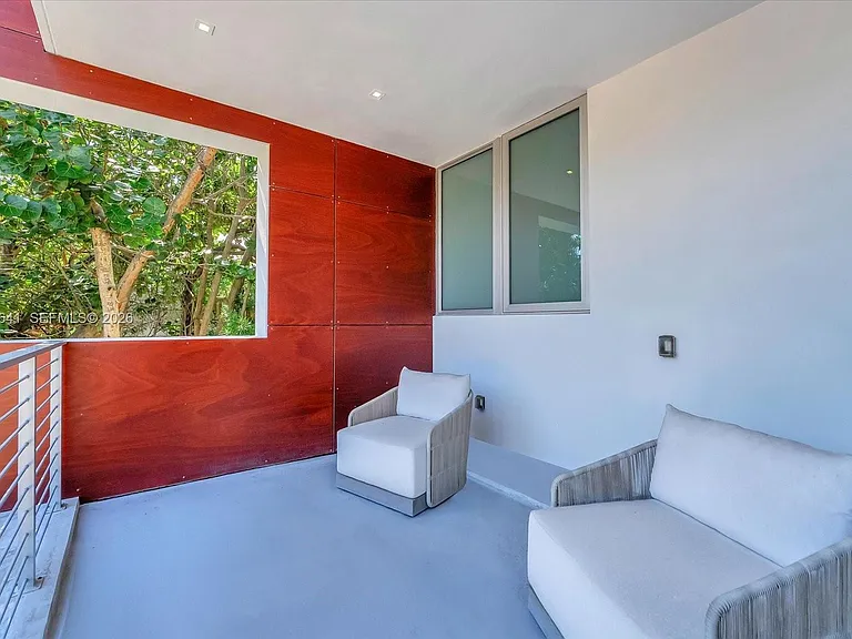 7830 Atlantic Way — Photo 25
