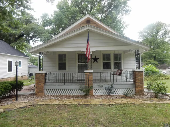 1217 SW Wayne Ave, Topeka, KS 66604