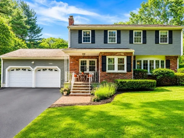 6 Forest St, Medfield, MA 02052