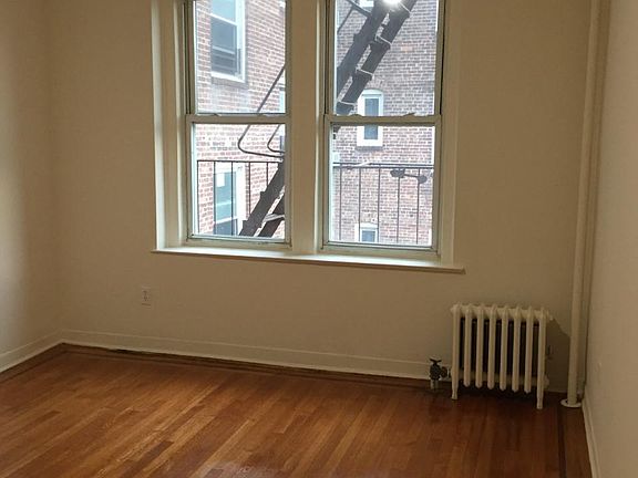 3rd image of 36-20 Parsons Blvd #6
