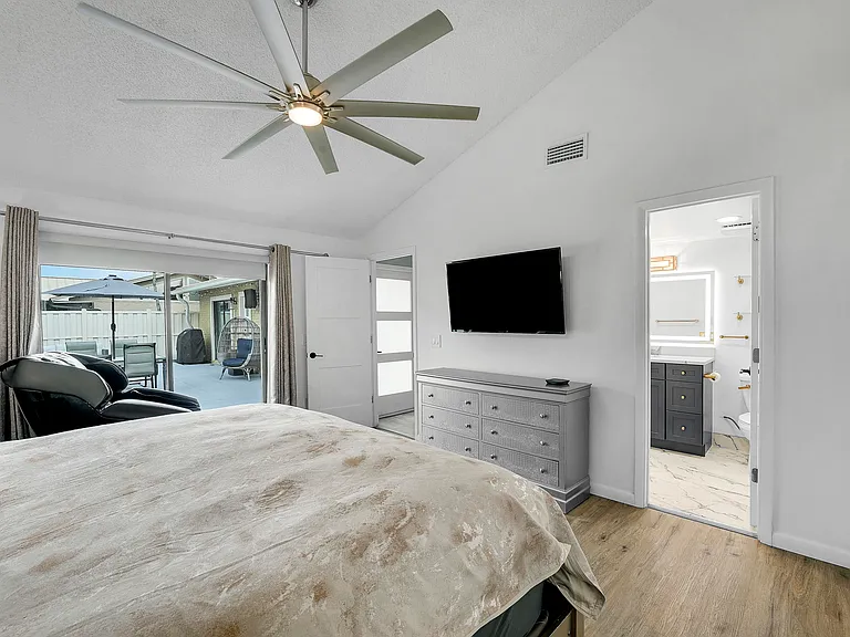 5653 Golden Eagle Cir — Photo 13