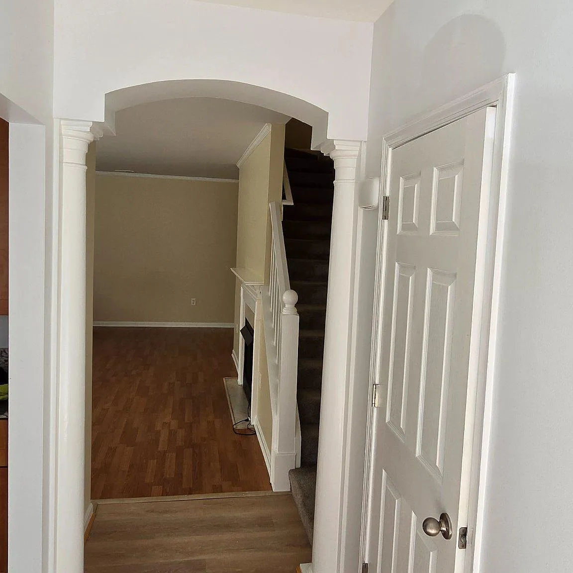 2 bed, 2.5 bath, 1312 sqft, $1,950 — Photo 2