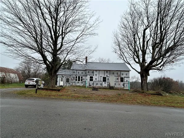 4160 Green Bay Rd, Warsaw, NY 14569