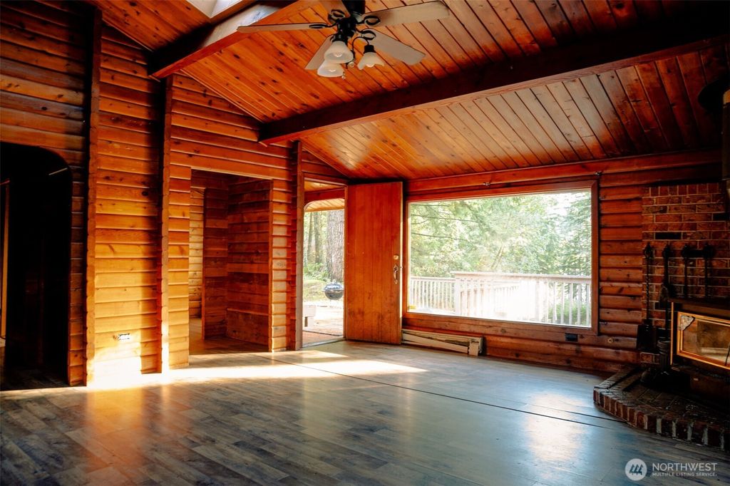 Apartment in Yelm, Thurston - More