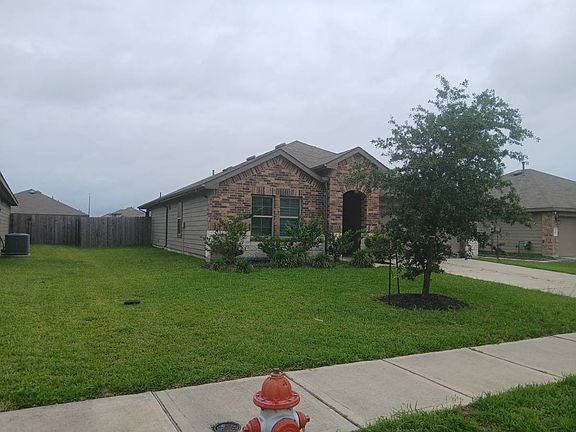 3rd image of 1710 Livingston Shores Ln